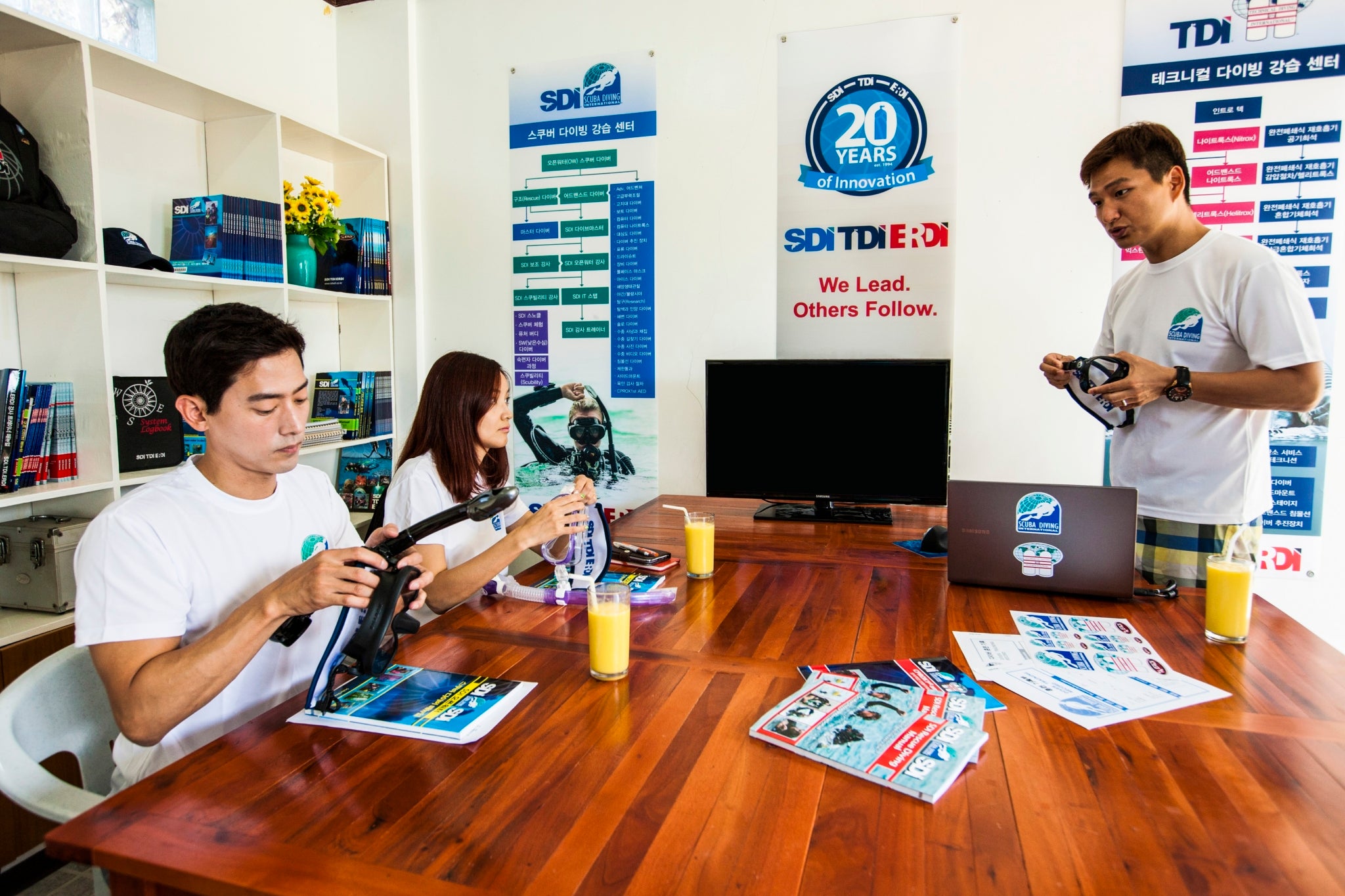 SDI Open Water Scuba Diving Instructor